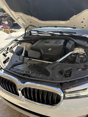 White 2021 BMW 530 i