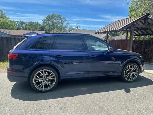 2019 Audi Q7 55 Prestige