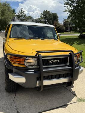 Yellow 2007 Toyota FJ Cruiser Base