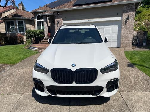 White 2021 BMW X5 PHEV xDrive45e