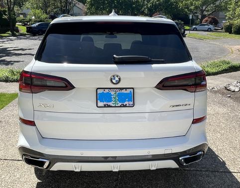 White 2021 BMW X5 PHEV xDrive45e