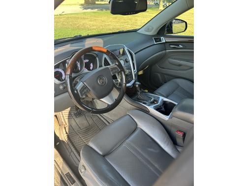 Black 2011 Cadillac SRX Luxury Collection