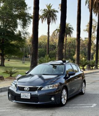 2011 Lexus CT 200h Premium