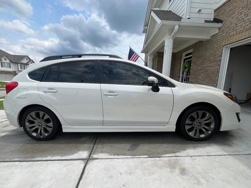 White 2015 Subaru Impreza 2.0i Sport Premium