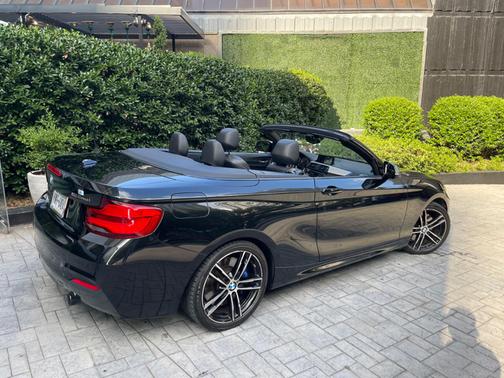 Black 2019 BMW M240 i
