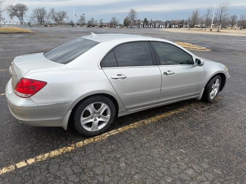2005 Acura RL 3.5