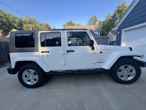 2010 Jeep Wrangler Unlimited Sahara