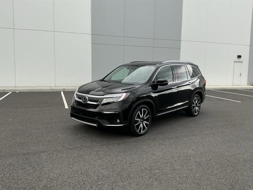 2020 Honda Pilot Touring 8-Passenger