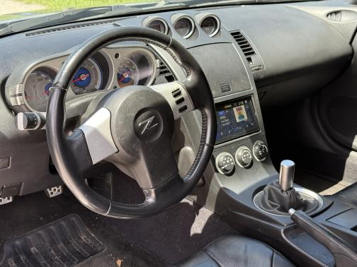 2005 Nissan 350Z Anniversary Edition