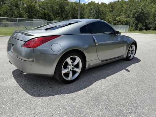 2005 Nissan 350Z Anniversary Edition