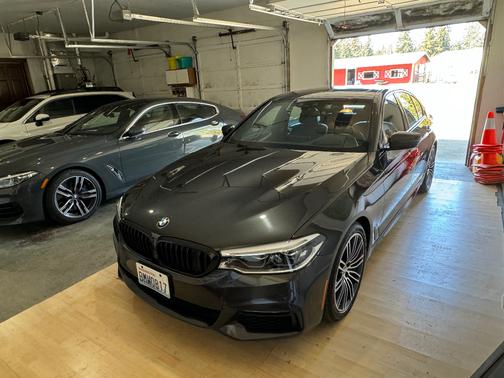 Black 2018 BMW 540 i xDrive