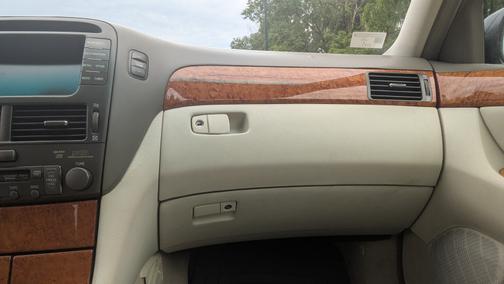 2002 Lexus LS 430 Base
