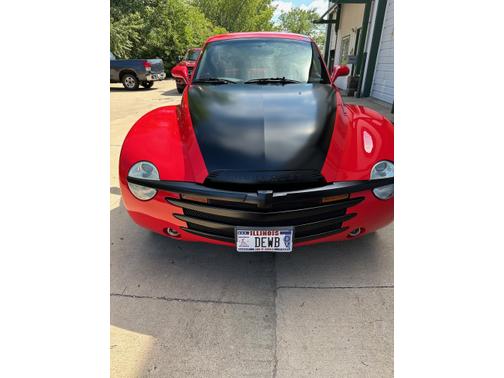 2004 Chevrolet SSR Base