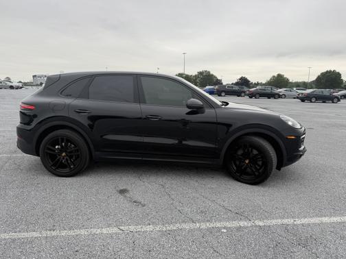 2019 Porsche Cayenne S