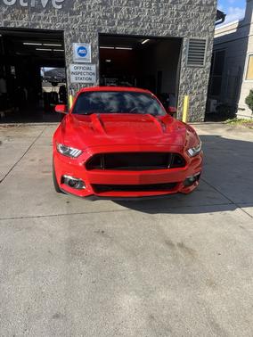 2017 Ford Mustang GT Premium