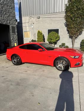 2017 Ford Mustang GT Premium