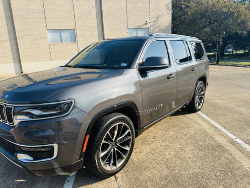 2022 Jeep Wagoneer Series III