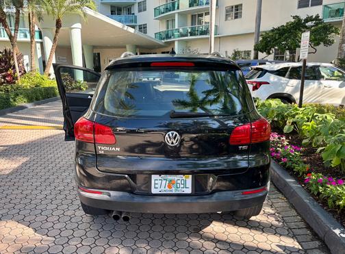 2016 Volkswagen Tiguan SE