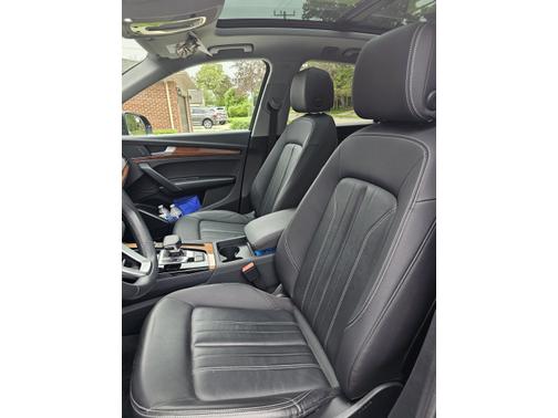2023 Audi Q5 45 S line Premium