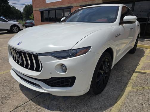 2019 Maserati Levante Base