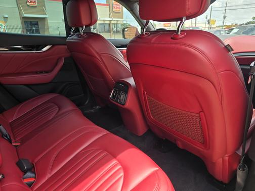 2019 Maserati Levante Base