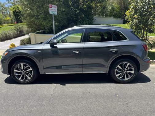 2023 Audi Q5 45 S line Premium Plus