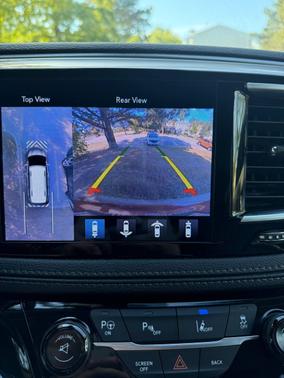 2017 Chrysler Pacifica Hybrid Platinum