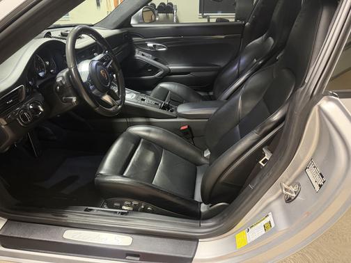 Silver 2019 Porsche 911 911 Turbo S