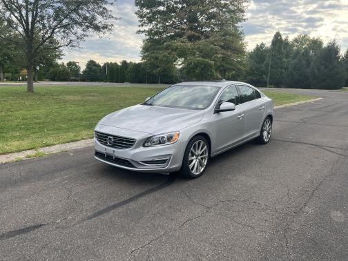 2017 Volvo S60 Inscription T5 Platinum