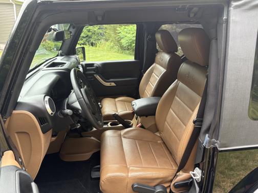 2011 Jeep Wrangler Sahara