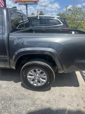 Gray 2019 Toyota Tacoma SR5