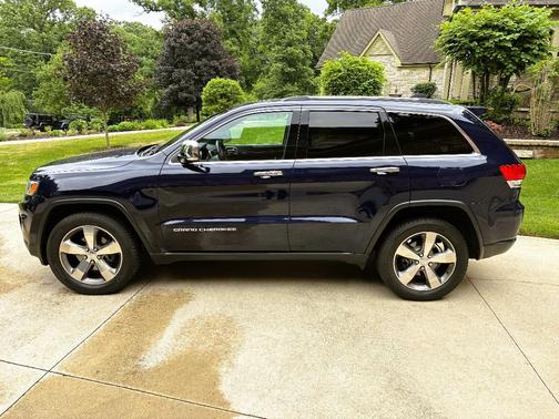 Blue 2016 Jeep Grand Cherokee Limited