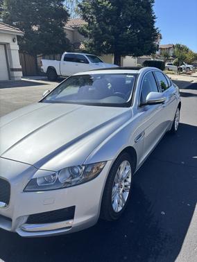 Silver 2017 Jaguar XF 35t Premium