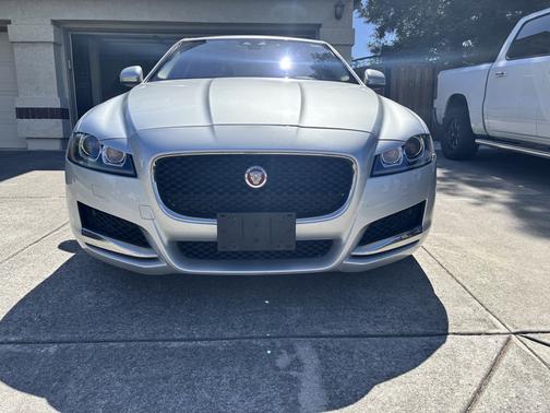 Silver 2017 Jaguar XF 35t Premium