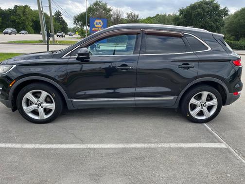 Black 2015 Lincoln MKC Base