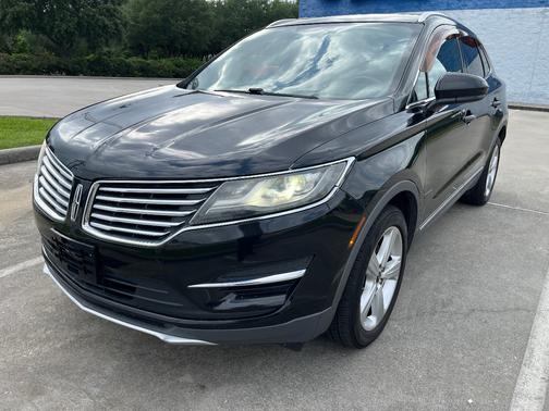 Black 2015 Lincoln MKC Base