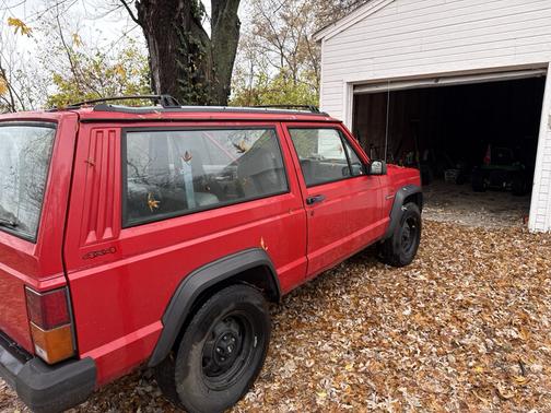 1995 Jeep Cherokee SE 4WD