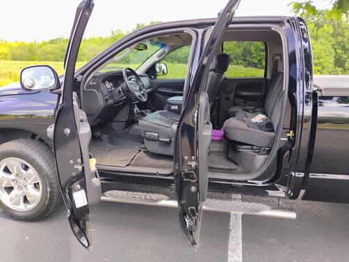 2003 Dodge Ram 1500 SLT Quad Cab