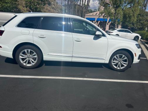 2017 Audi Q7 3.0T Premium Plus