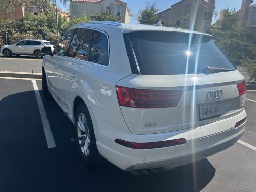 2017 Audi Q7 3.0T Premium Plus