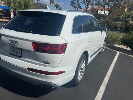2017 Audi Q7 3.0T Premium Plus