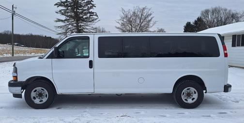 2018 Chevrolet Express 3500 LT