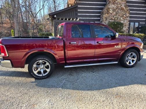 2017 RAM 1500 Laramie