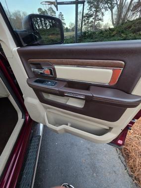 2017 RAM 1500 Laramie