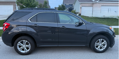 Gray 2016 Chevrolet Equinox LT