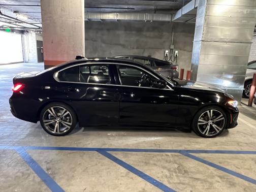 2021 BMW 330 i
