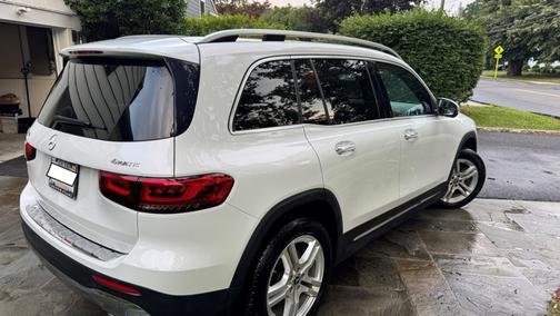 White 2021 Mercedes-Benz GLB 250 4MATIC