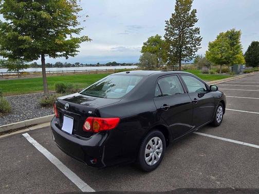 Black 2010 Toyota Corolla LE