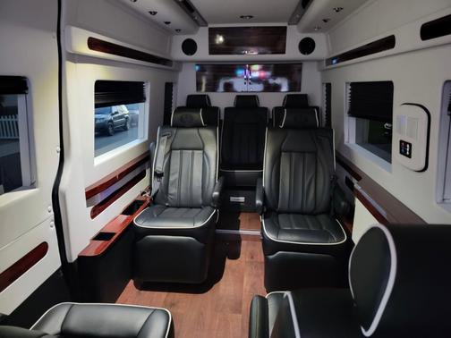 2019 Mercedes-Benz Sprinter 2500 High Roof