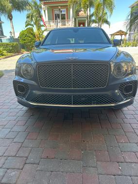 2021 Bentley Bentayga V8